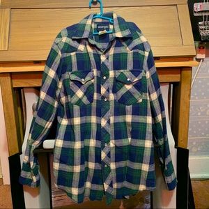 Wrangler Men’s M Plaid Western Style Shirt